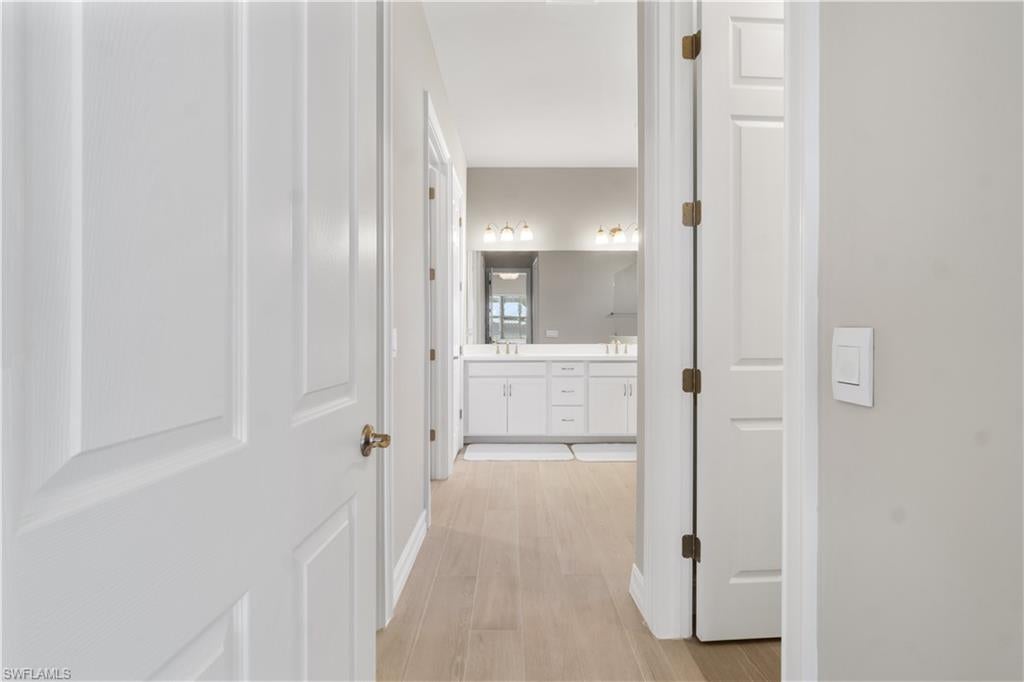 ROYAL PALM GOLF ESTATES - Residential Lease