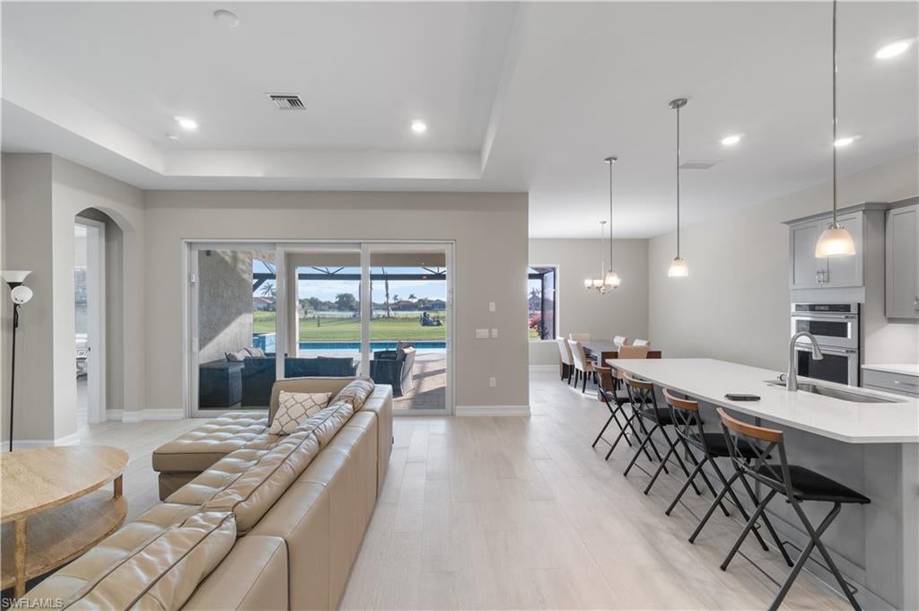 ROYAL PALM GOLF ESTATES - Residential Lease