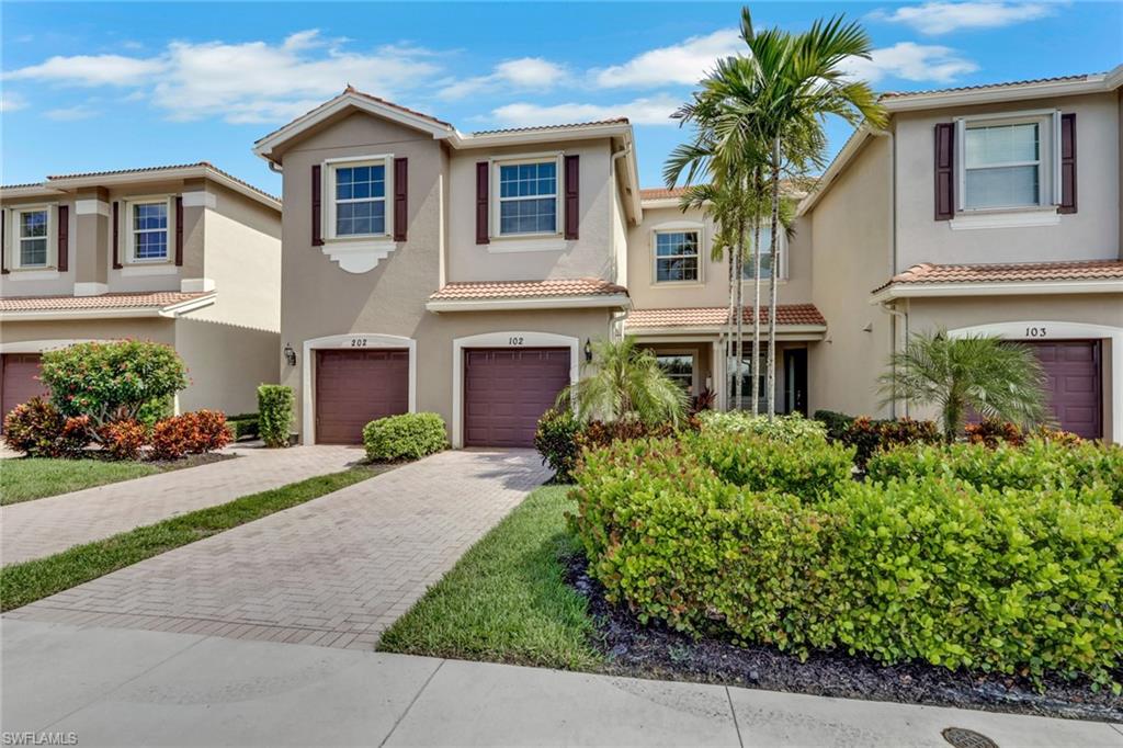 MARBELLA LAKES - Residential