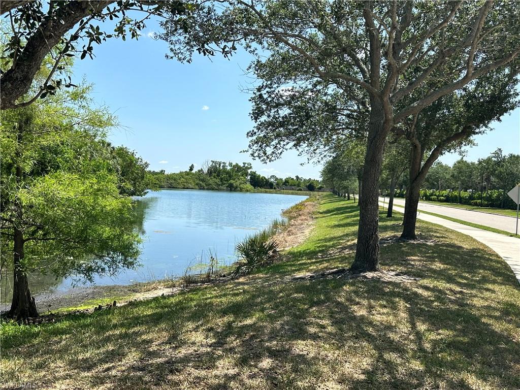 SABAL POINTE - Residential