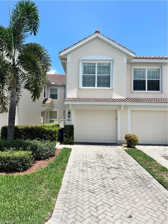 SABAL POINTE - Residential