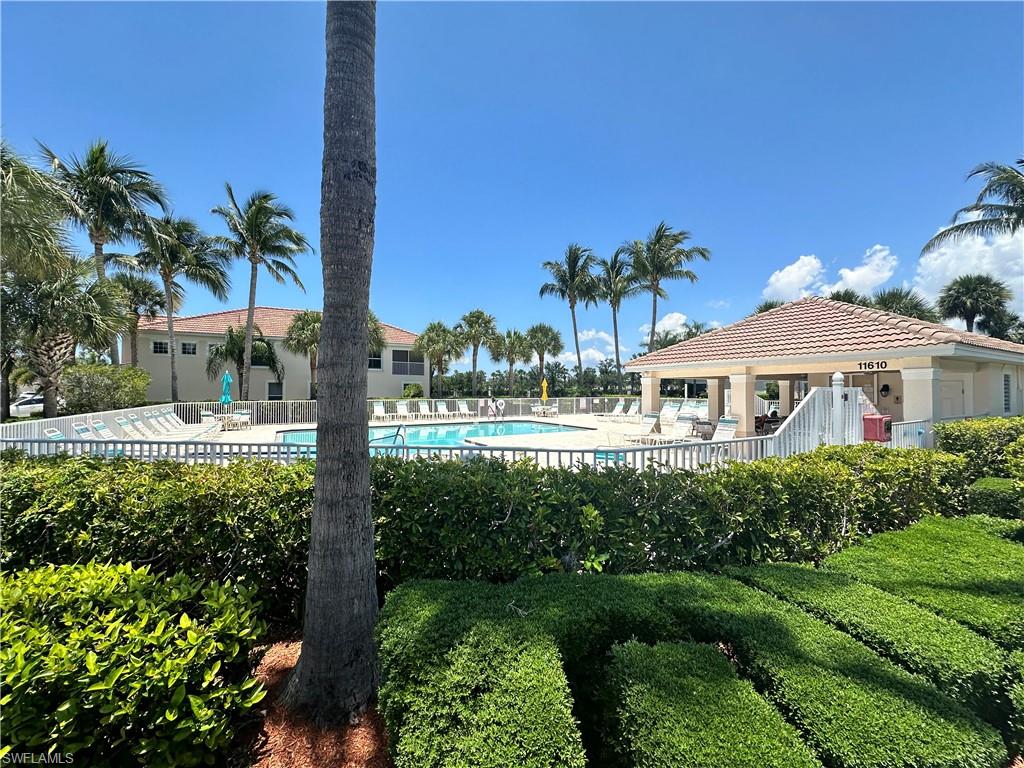 SABAL POINTE - Residential
