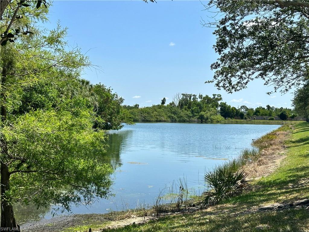 SABAL POINTE - Residential