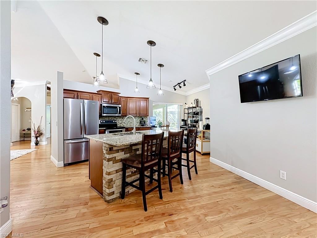 GOLDEN GATE ESTATES - Residential