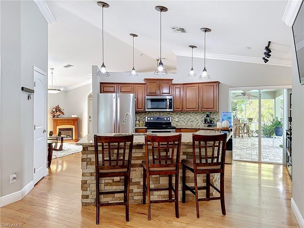 GOLDEN GATE ESTATES - Residential