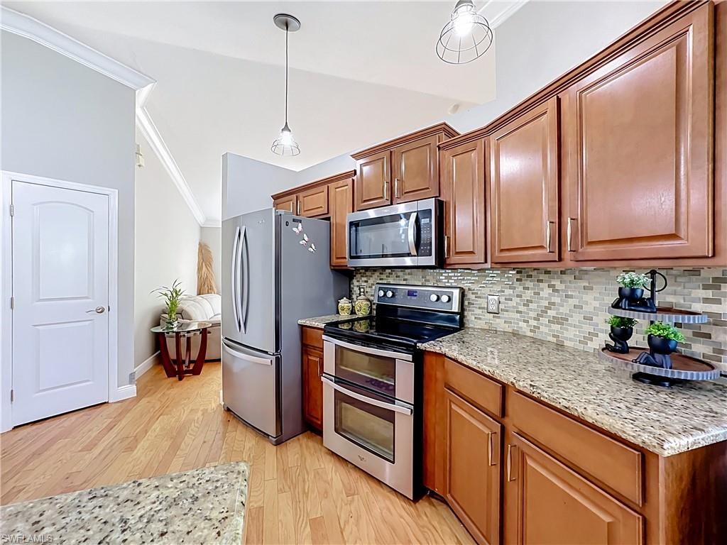 GOLDEN GATE ESTATES - Residential