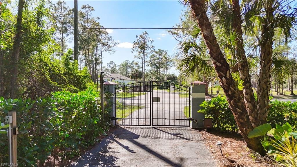 GOLDEN GATE ESTATES - Residential