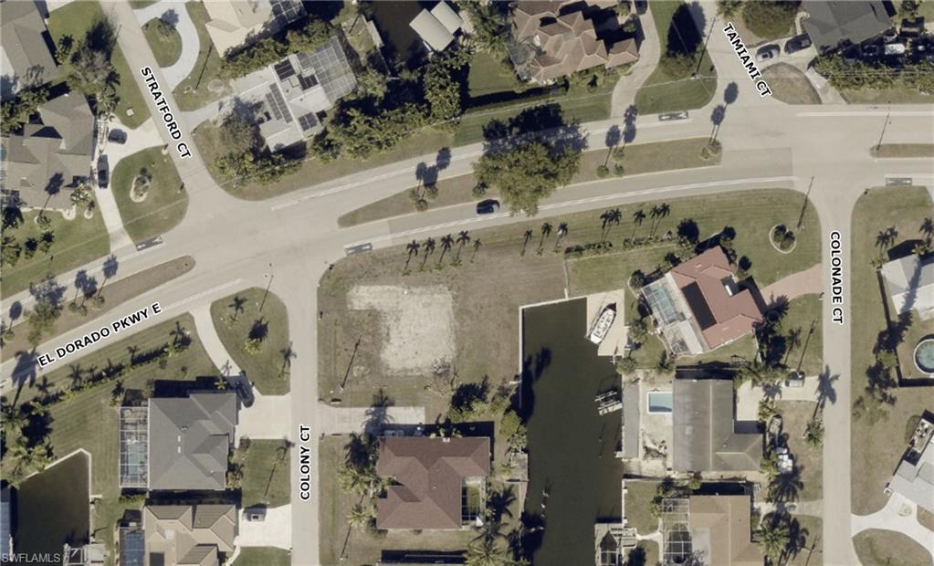 CAPE CORAL - Land