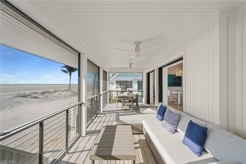 BEACH HOMES - Residential