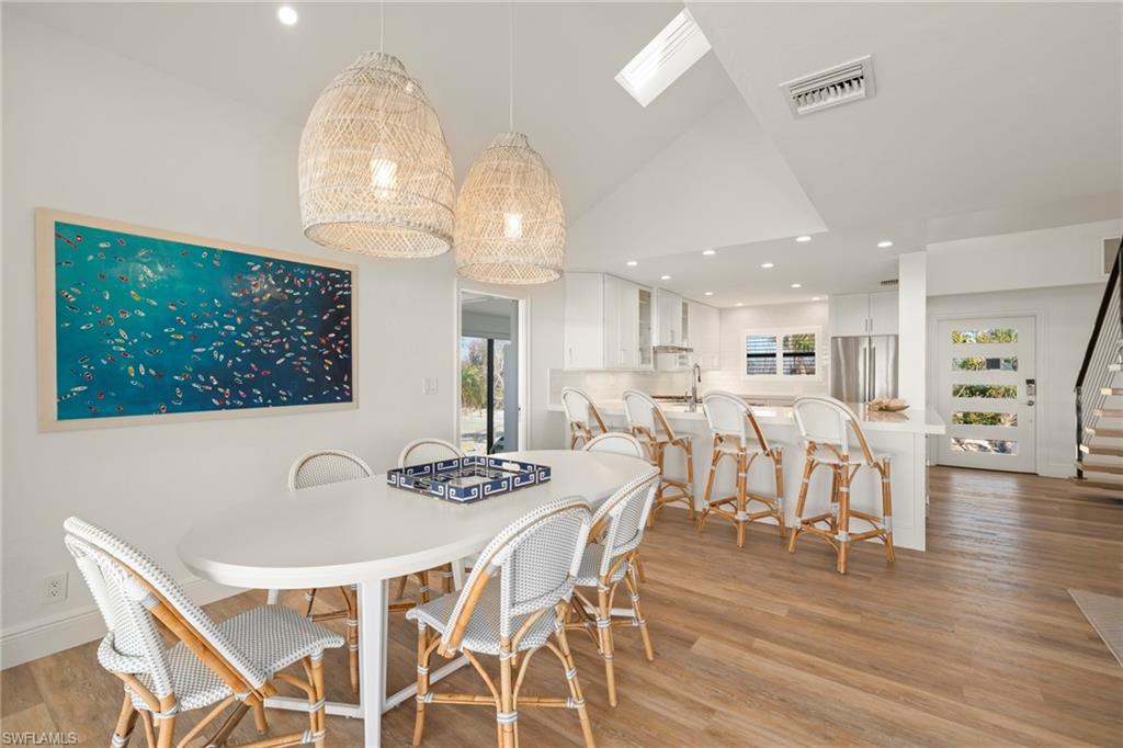 BEACH HOMES - Residential