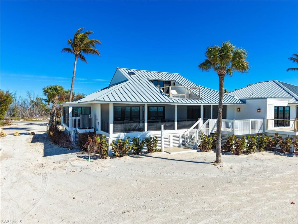 BEACH HOMES - Residential