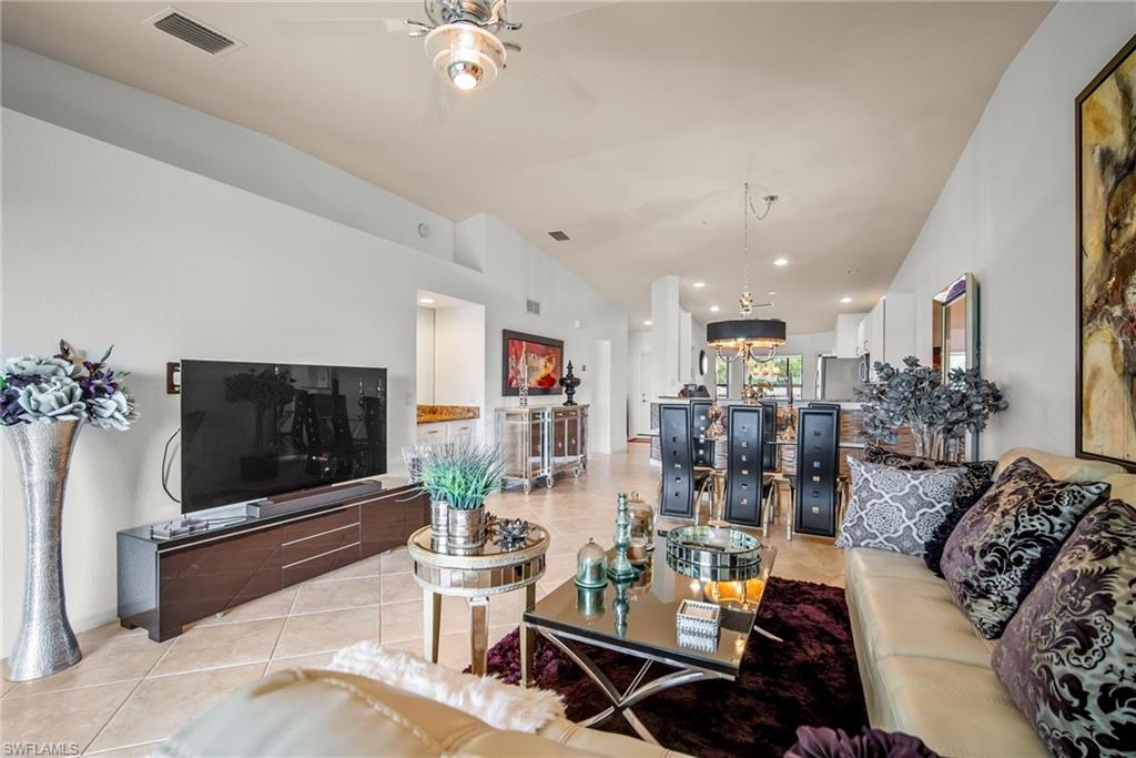 HERITAGE BAY - Residential
