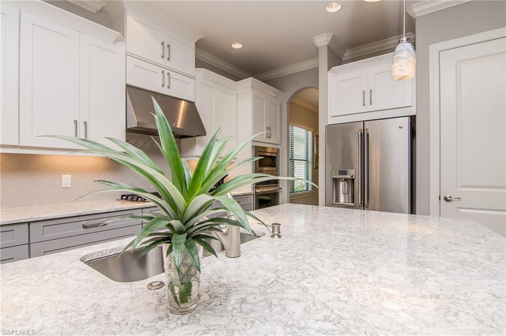 PEBBLE POINTE - Residential