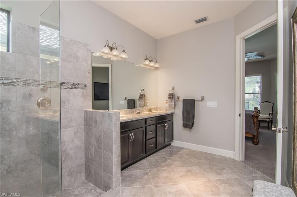 PEBBLE POINTE - Residential