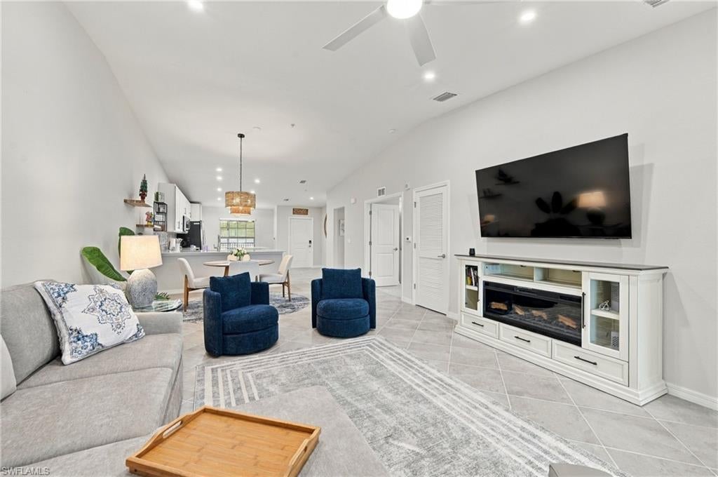 WEBBS RESERVE - Residential Lease