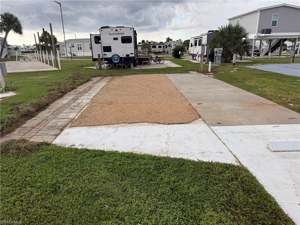 PALMETTO PALMS R V - Land