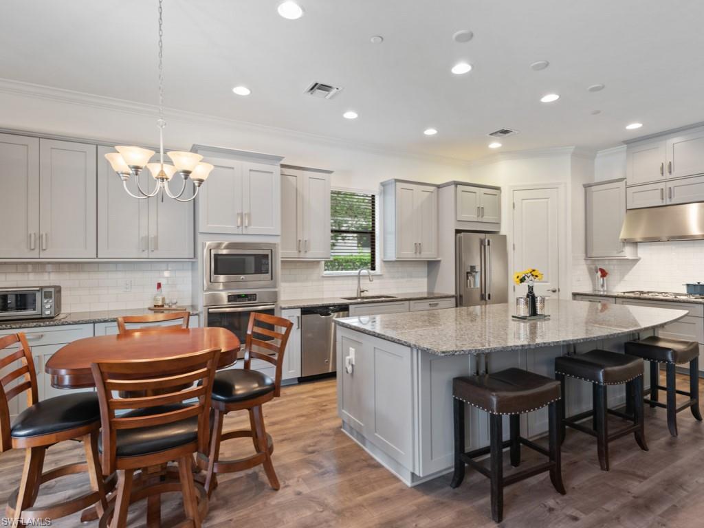 PEBBLE POINTE - Residential