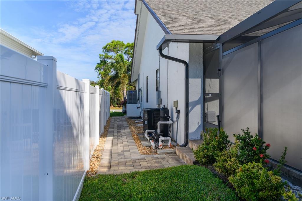 MARCO ISLAND - Residential
