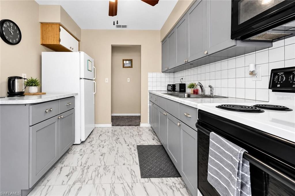 PINEWOOD CONDOMINIUM - Residential