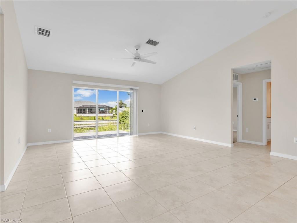 CAPE CORAL - Residential
