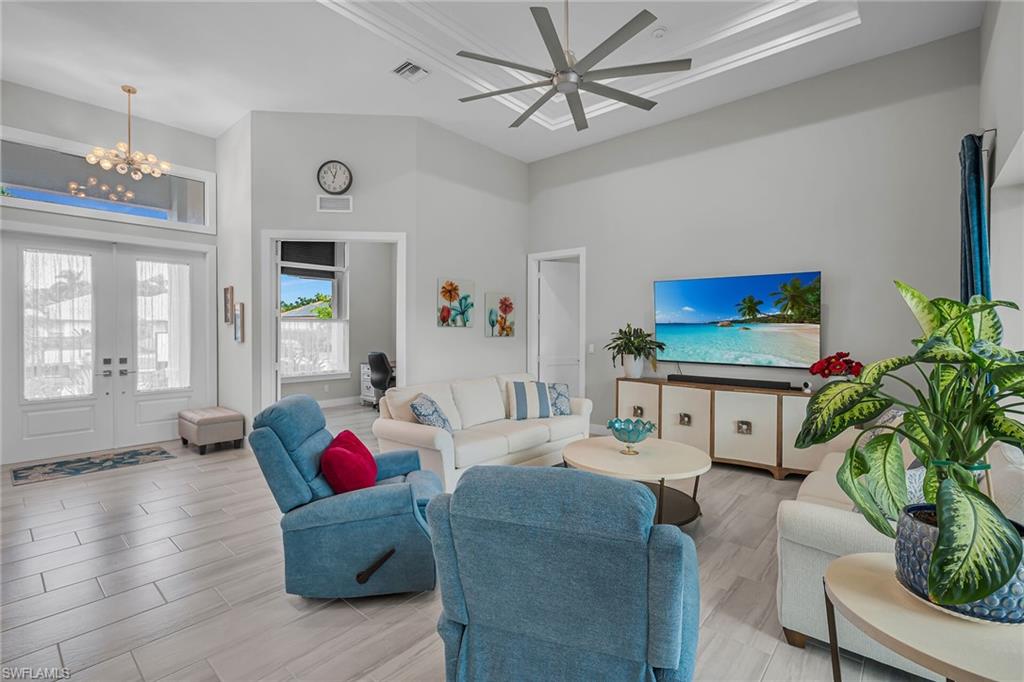 MARCO ISLAND - Residential