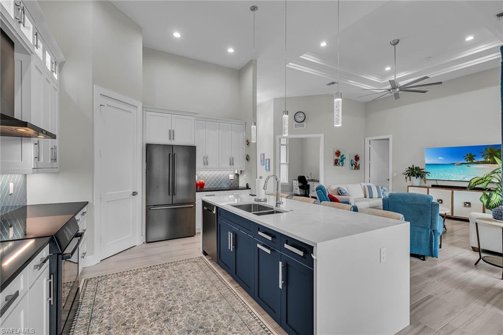MARCO ISLAND - Residential
