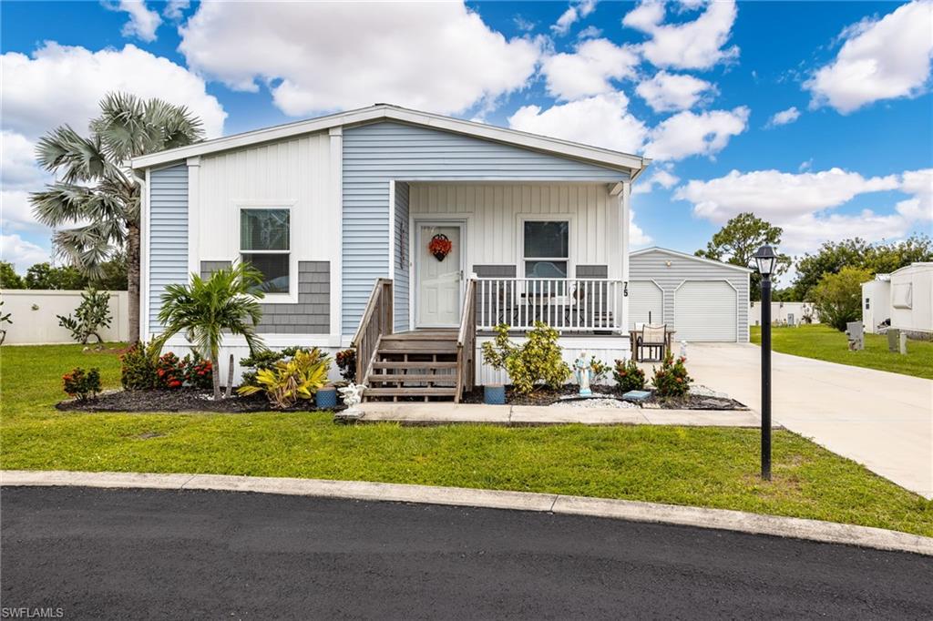 SIX LAKES COUNTRY CLUB - Residential