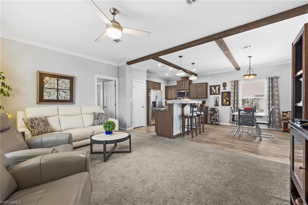 SIX LAKES COUNTRY CLUB - Residential
