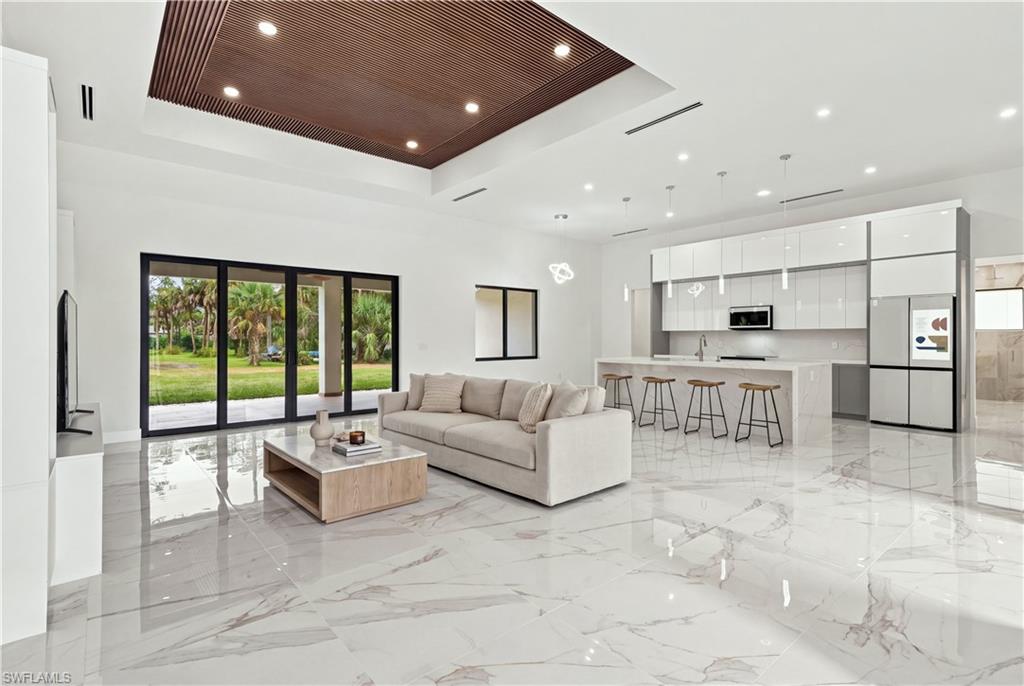 GOLDEN GATE ESTATES - Residential