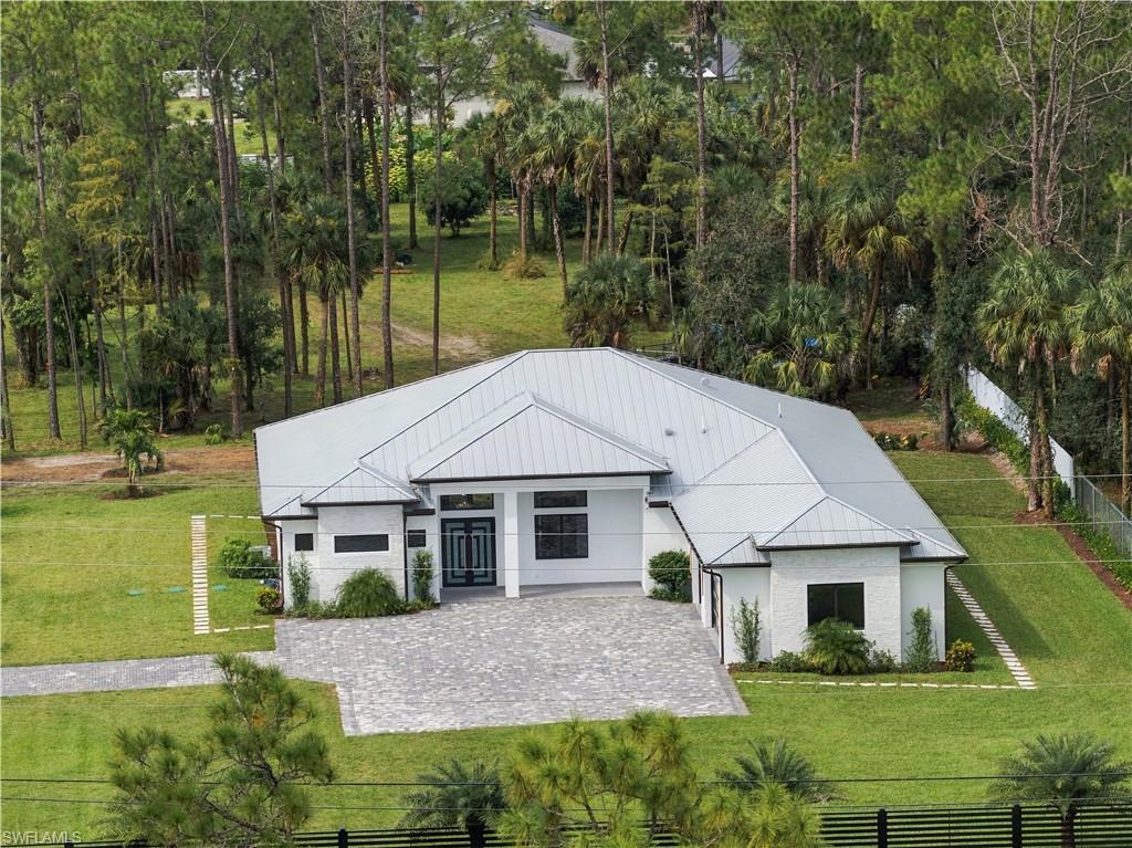 GOLDEN GATE ESTATES - Residential