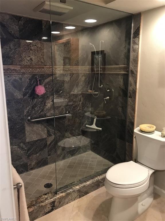 CRECIENTE CONDO SOUTH - Residential