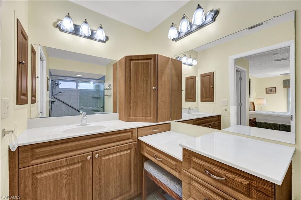 SOUTH POINTE - Residential