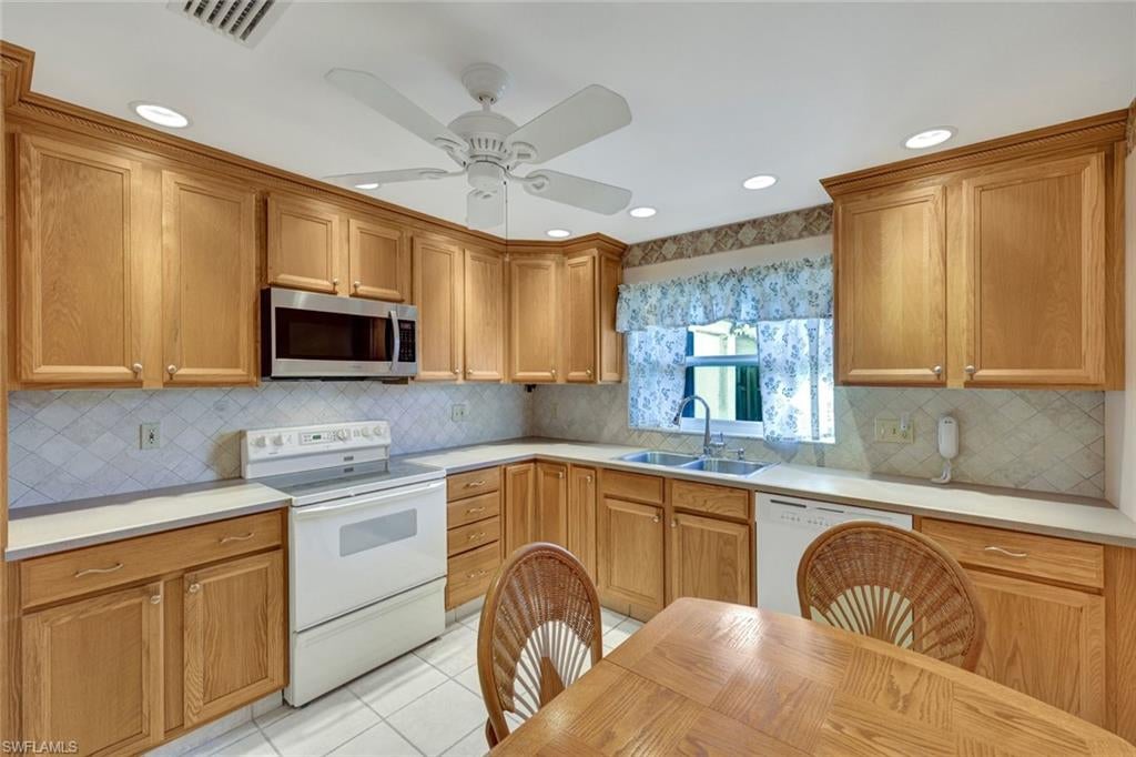 SOUTH POINTE - Residential