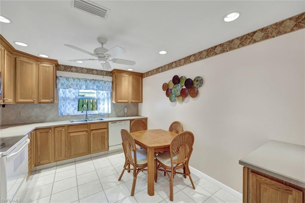 SOUTH POINTE - Residential
