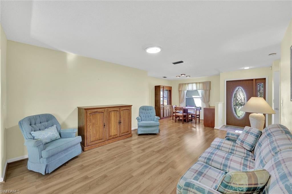 SOUTH POINTE - Residential