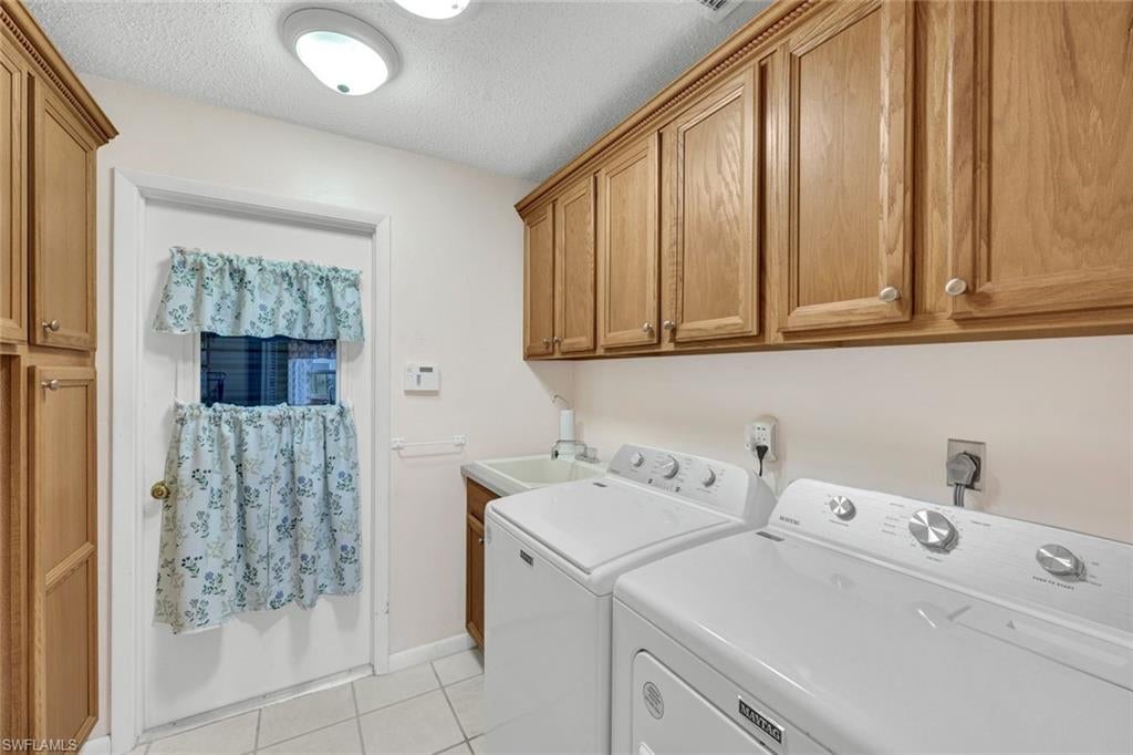 SOUTH POINTE - Residential