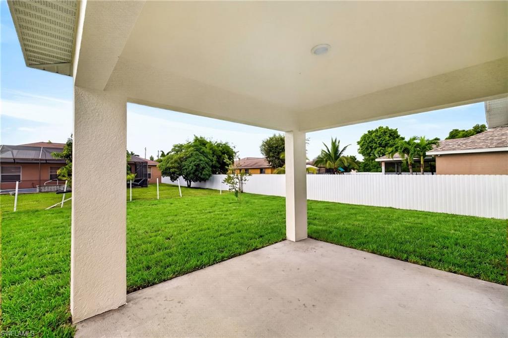 CAPE CORAL - Residential