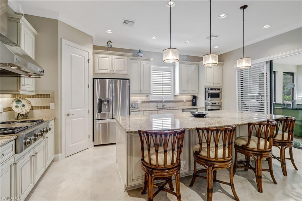 PEBBLE POINTE - Residential