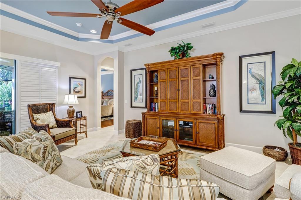 PEBBLE POINTE - Residential