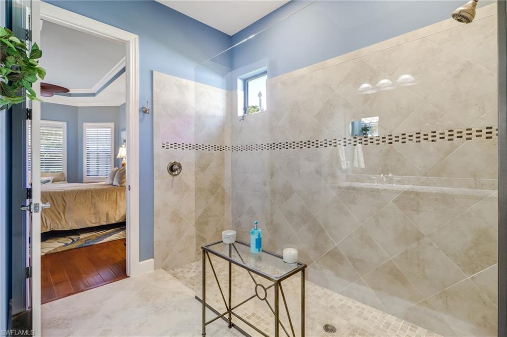 PEBBLE POINTE - Residential