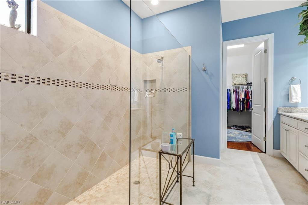 PEBBLE POINTE - Residential