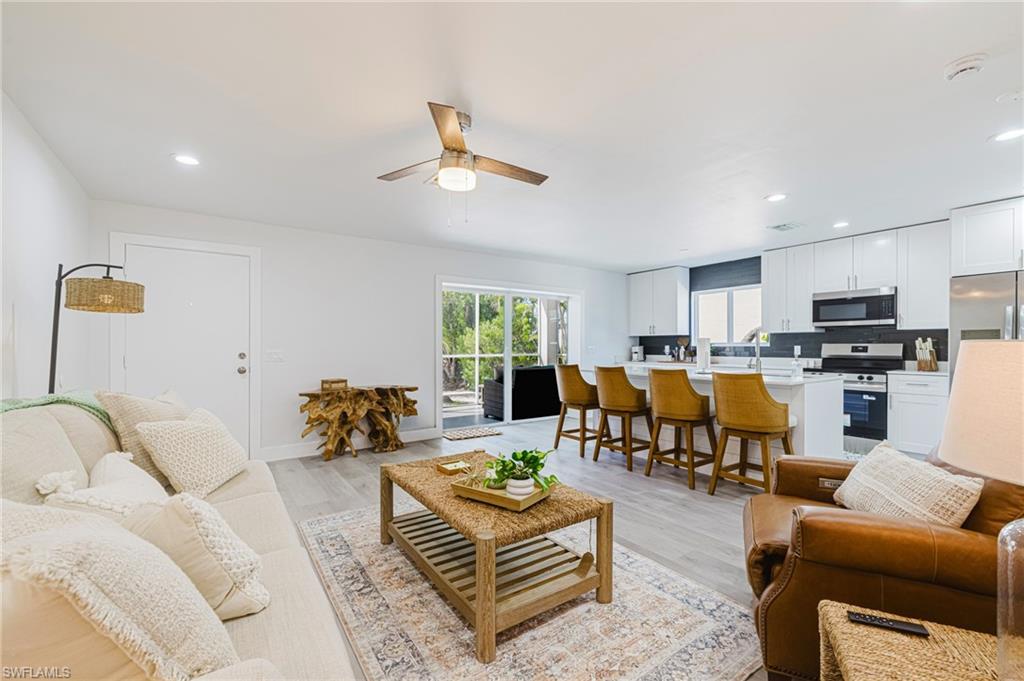 SANIBEL ARMS - Residential