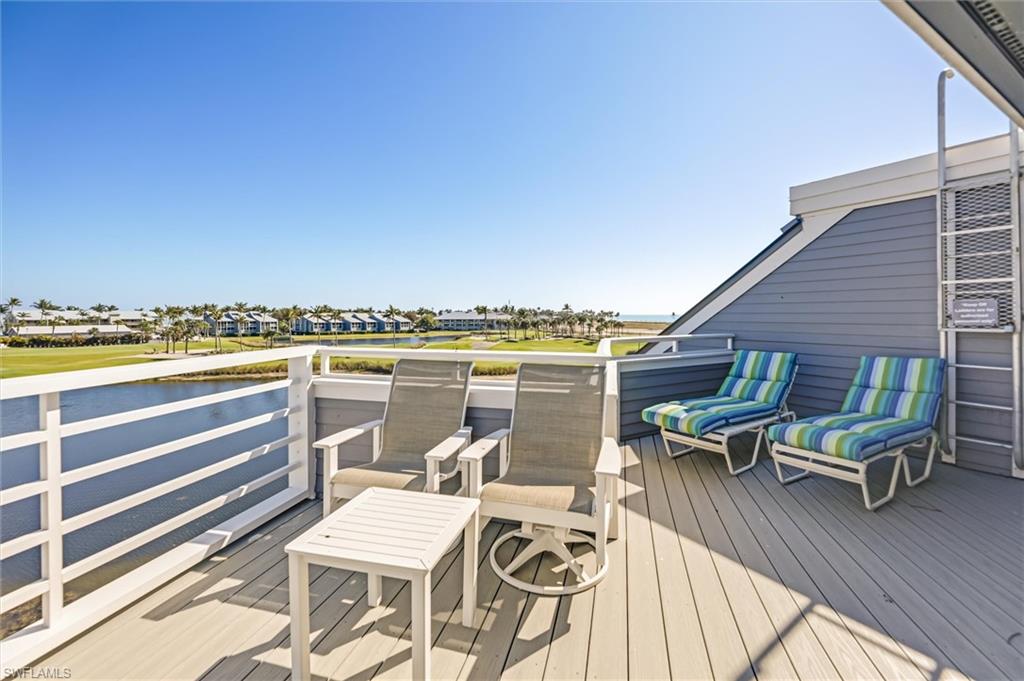 LAND'S END - Residential