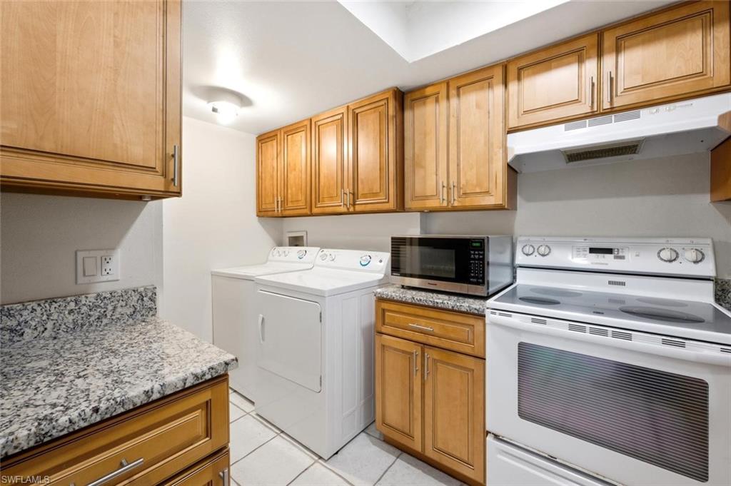 LAKEWOOD - Residential