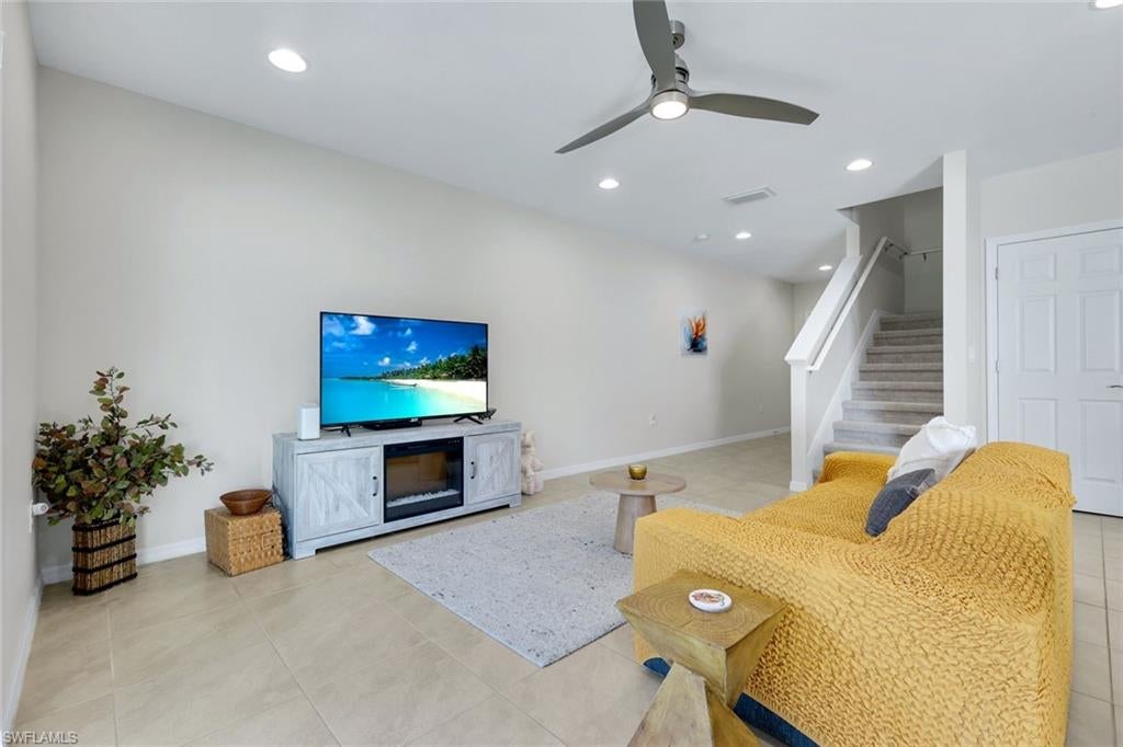 HAMMOCK COVE - Residential