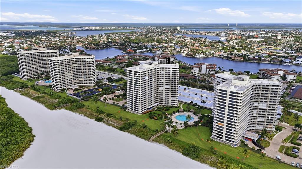 SOUTH SEAS - Residential