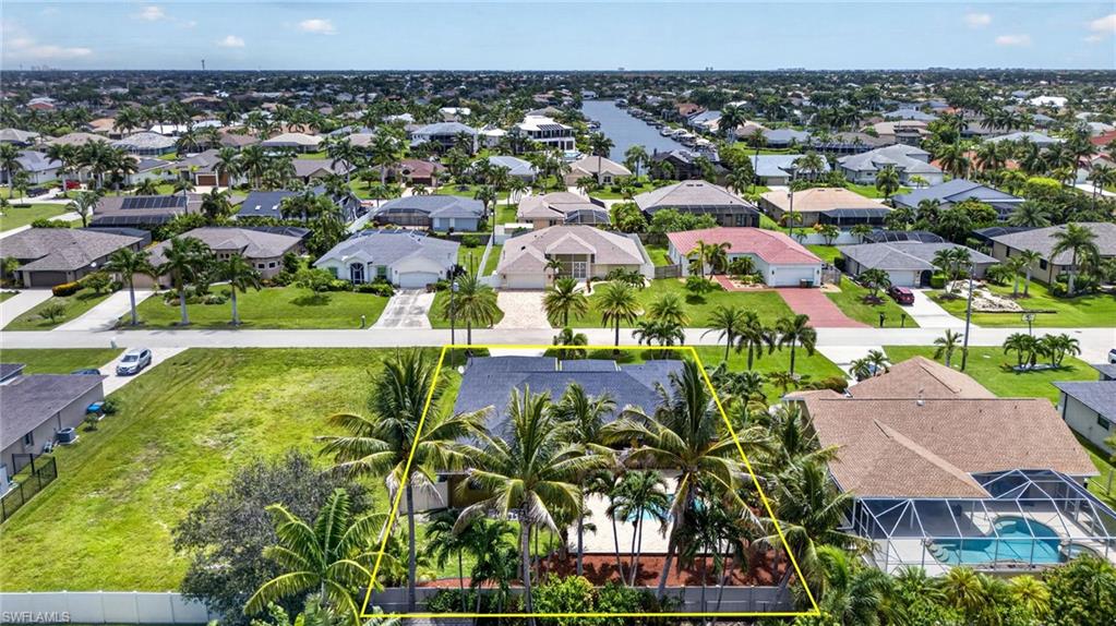 CAPE CORAL - Residential