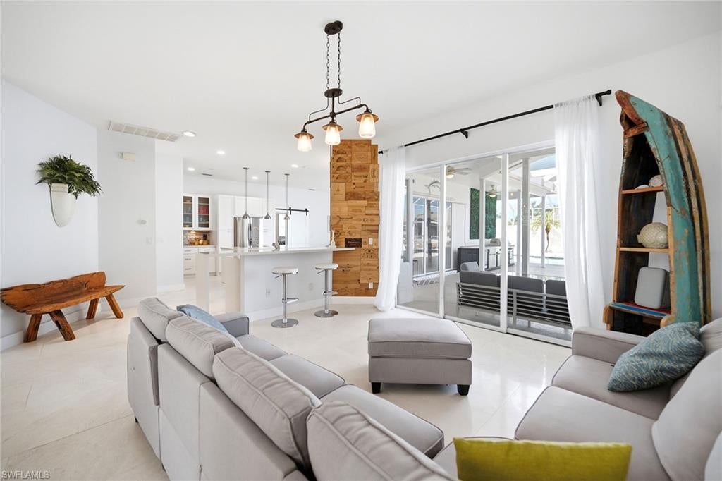 MARCO ISLAND - Residential