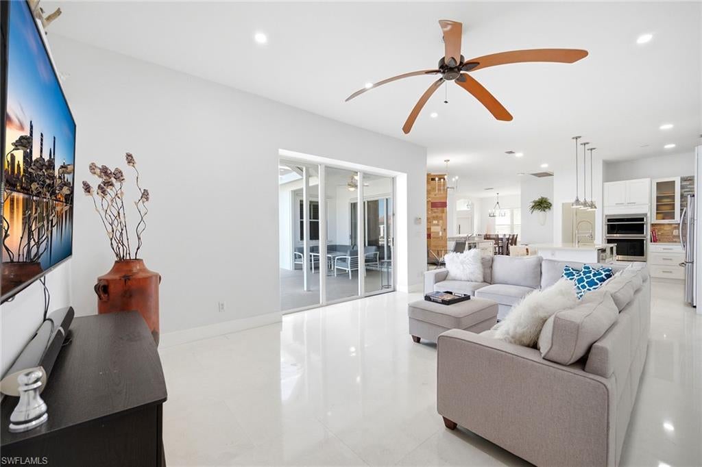 MARCO ISLAND - Residential