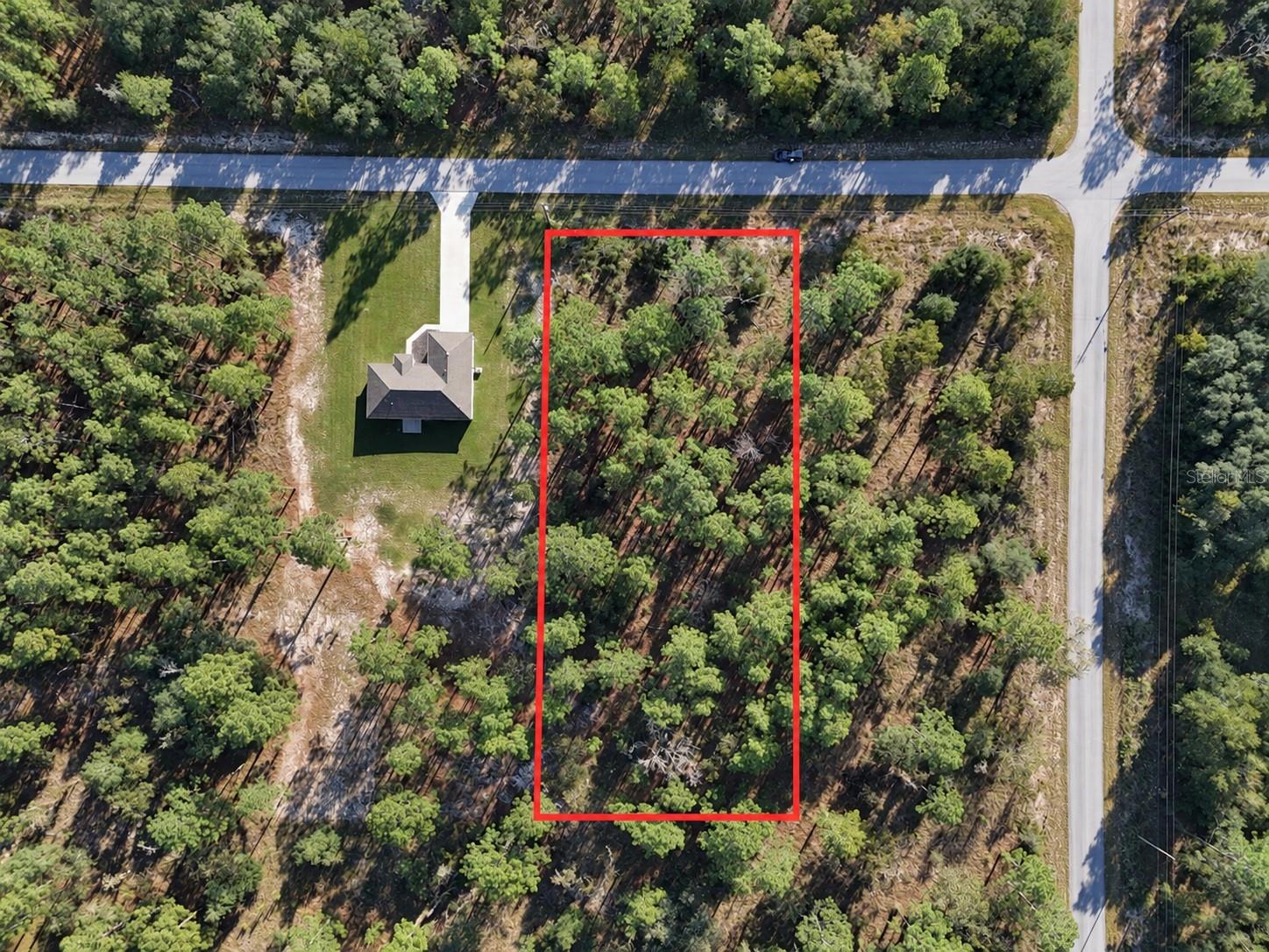 RAINBOW LAKES ESTATE - Land